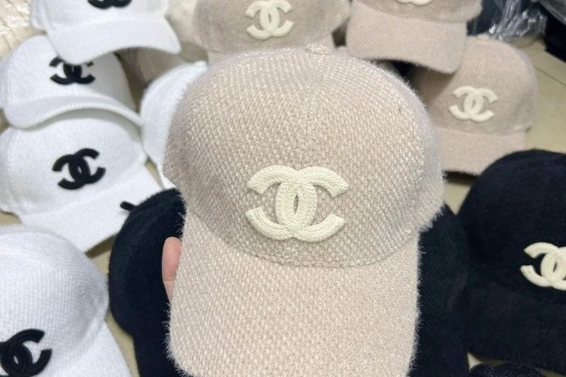 Replica Chanel cap dx64