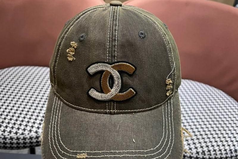 Replica Chanel cap 080102