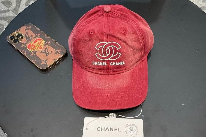 Replica Chanel cap 072304