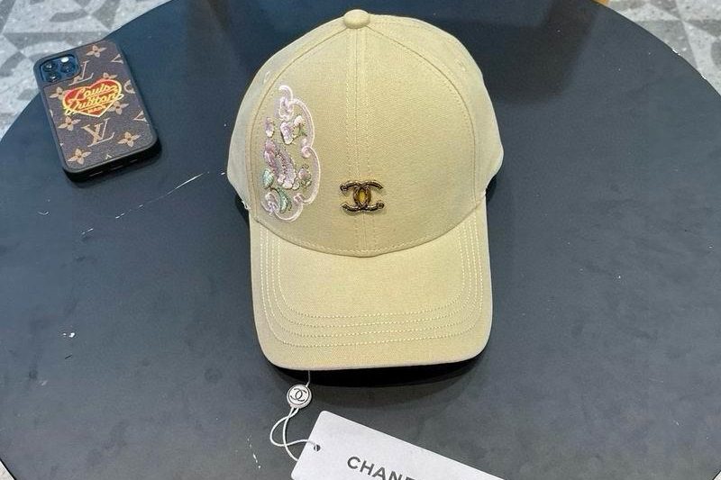 Replica Chanel cap 072303