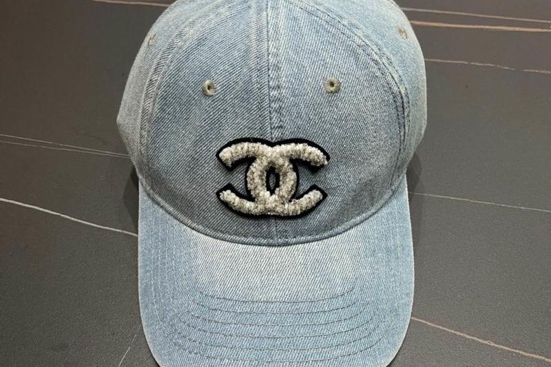 Replica Chanel cap 072204