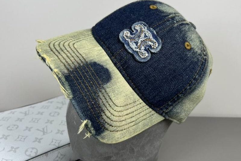 Replica Celine cap dx17