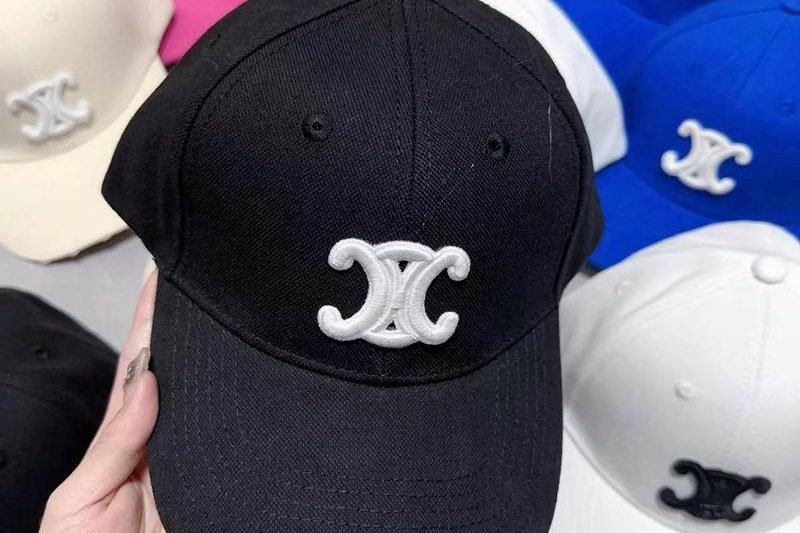 Replica Celine cap dx30