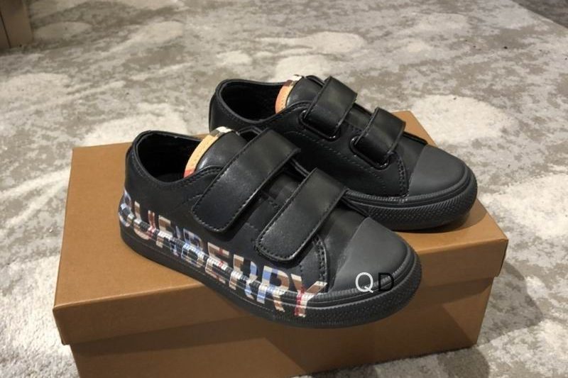 Replica Burbrerry sz26-35MM0412