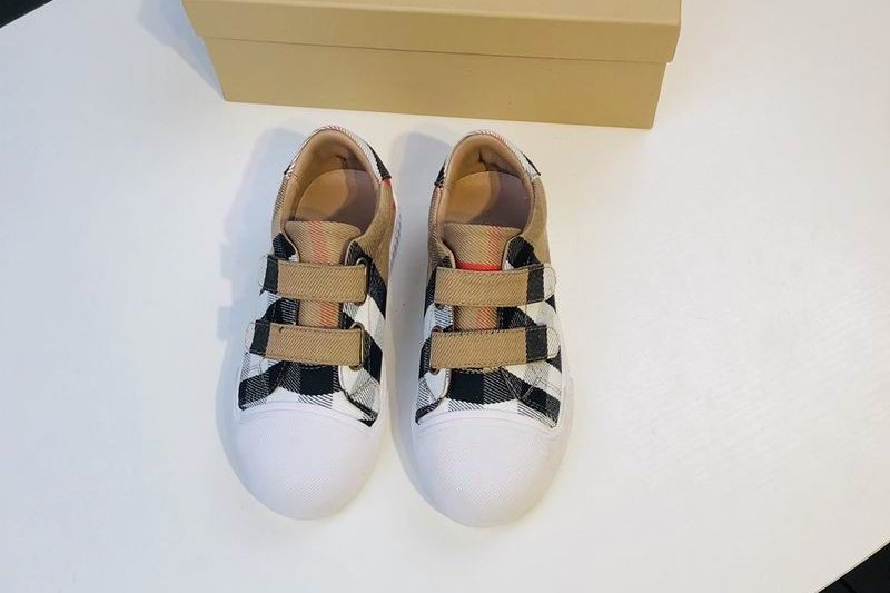 Replica Burbrerry sz26-35MM411