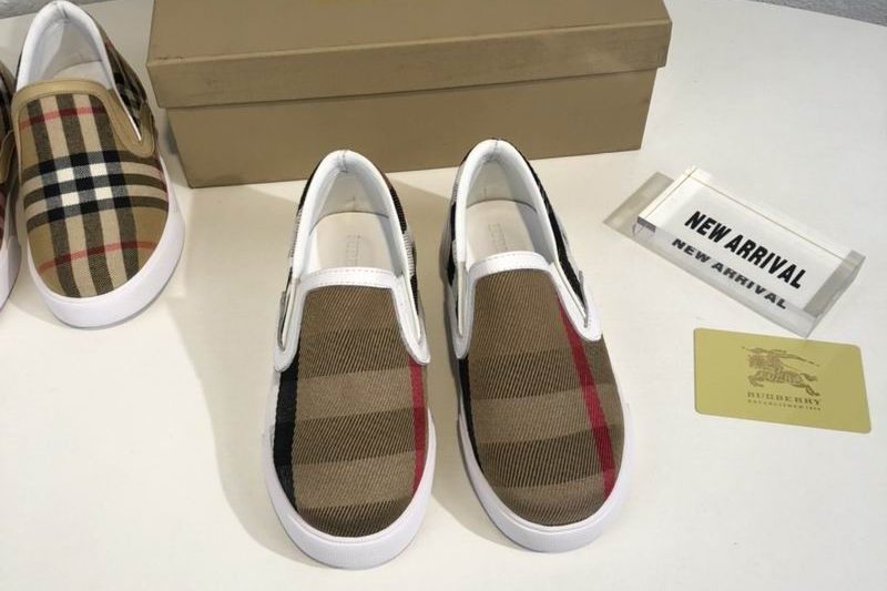 Replica Burbrerry sz25-35 MM0408