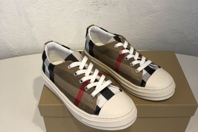 Replica Burbrerry sz25-35 MM0407