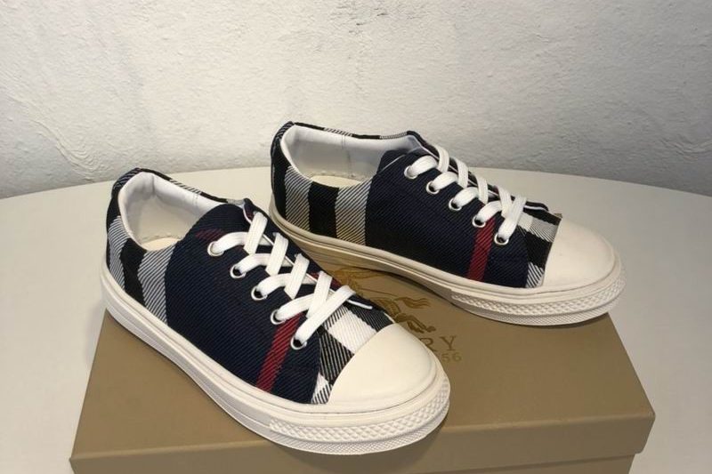 Replica Burbrerry sz25-35 MM0406