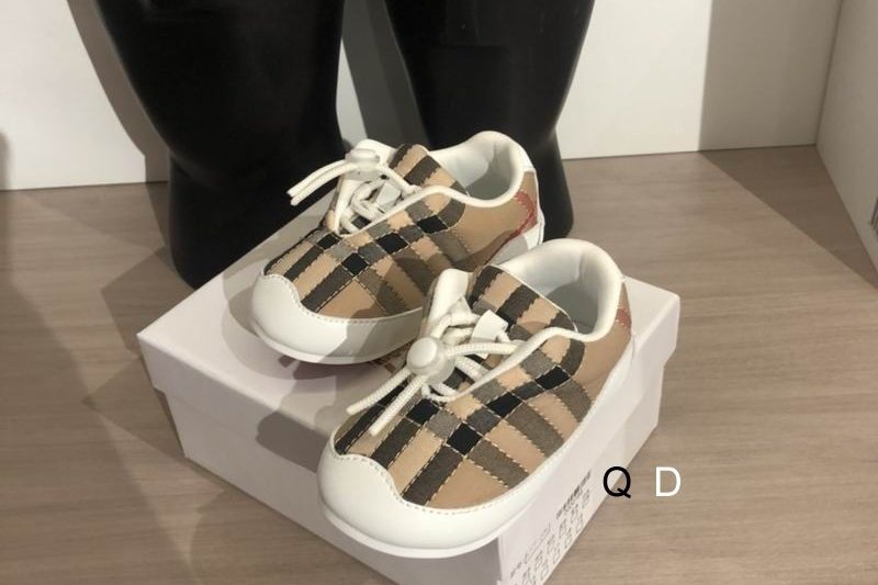 Replica Burberry sz20-25 2C MMS0802