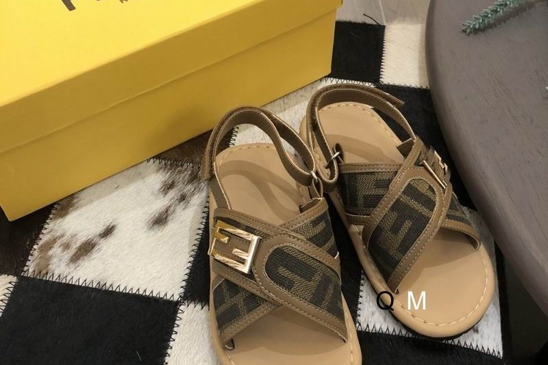 Replica Fendi sz26-35 MMD0502