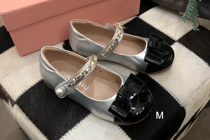 Replica MiuMiu sz26-35 MMD0502