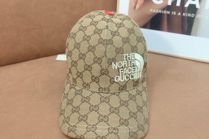 Replica Gucci X The North Face cap dx03