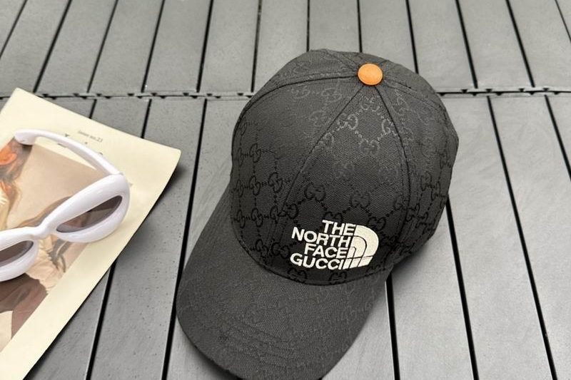 Replica Gucci X The North Face cap 050906