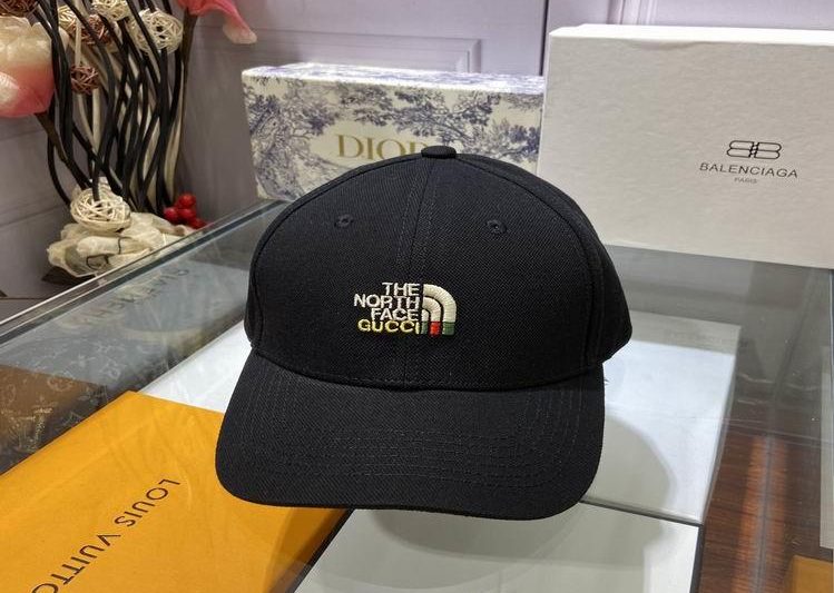 Replica Gucci X Northface cap 032407