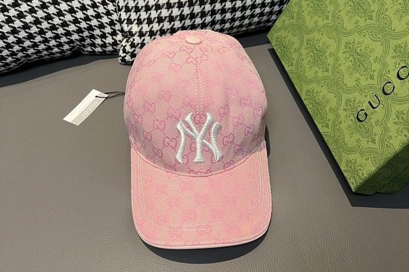 Replica Gucci X NY cap 082609
