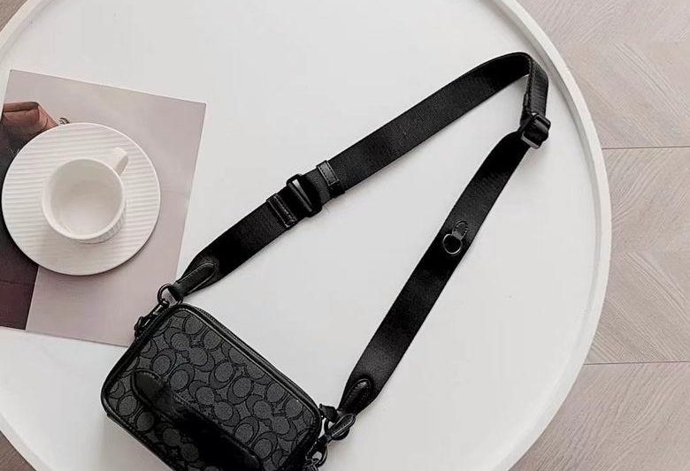 Replica Coach Bags cc609 19X13X45cm XM