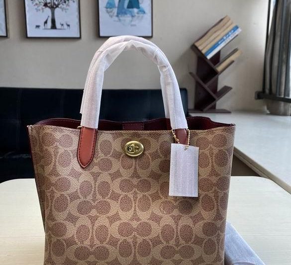 Replica Coach Bags C8562  24x20x10cm