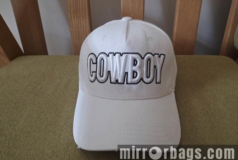 Replica DSQ Cap y 52