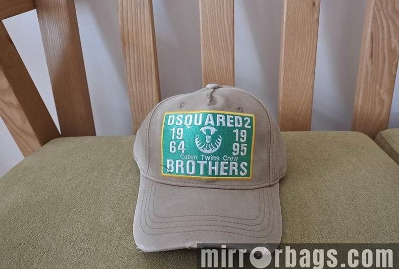 Replica DSQ Cap y 38