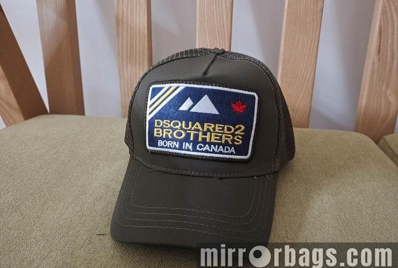 Replica DSQ Cap y 28