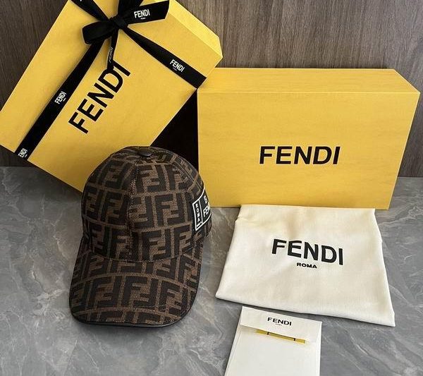 Replica Fendi cap dx81