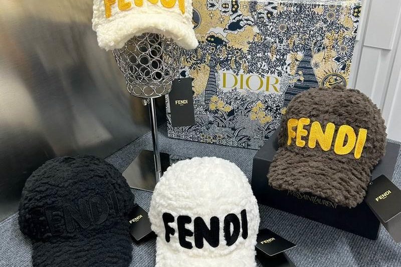 Replica Fendi cap dx73