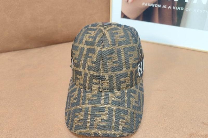 Replica Fendi cap dx41