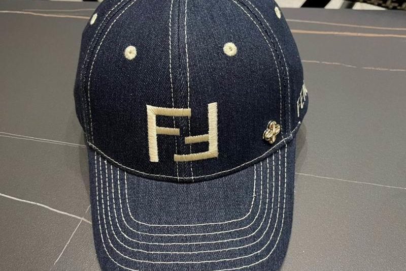 Replica Fendi cap 101101