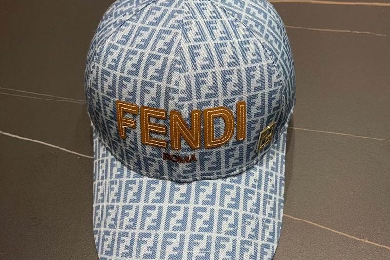 Replica Fendi cap 092702