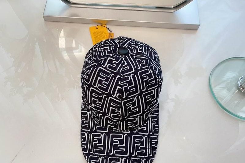 Replica Fendi cap dx58
