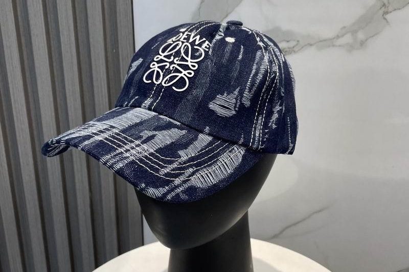 Replica Loewe cap dx53
