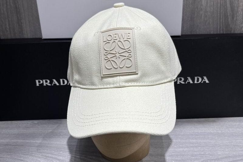 Replica Loewe cap hm08