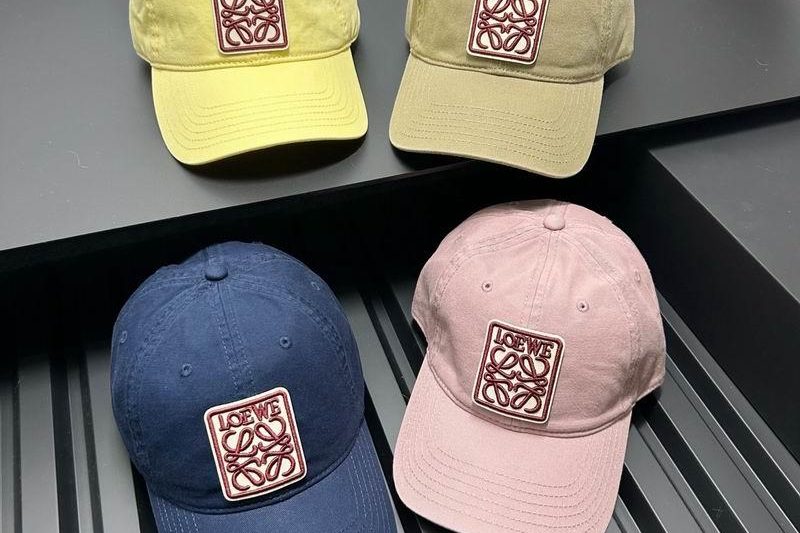 Replica Loewe cap dx40