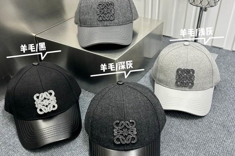 Replica Loewe cap dx35