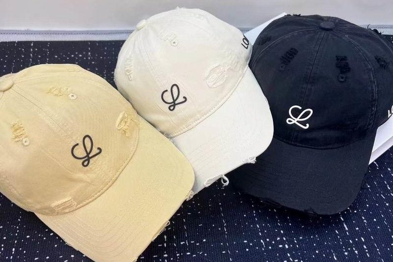 Replica Loewe cap dx18