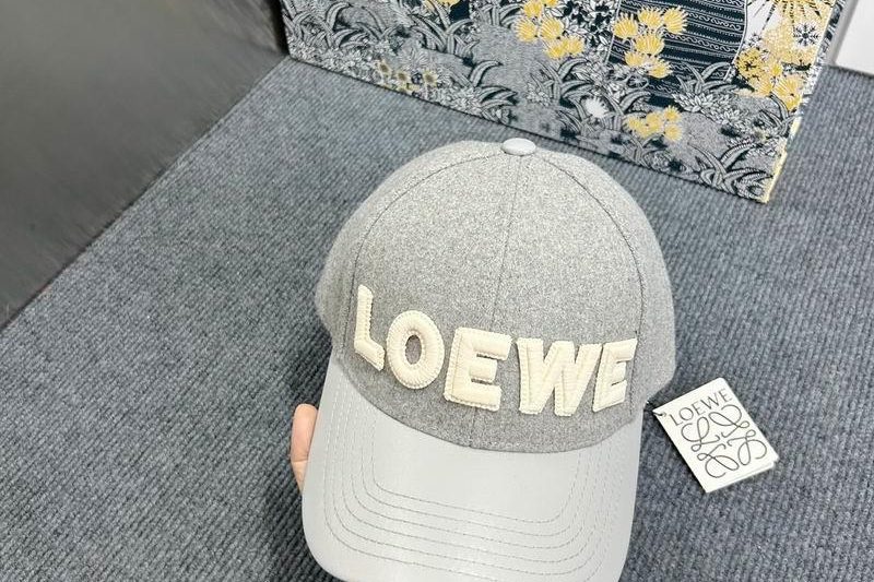 Replica Loewe cap dx17