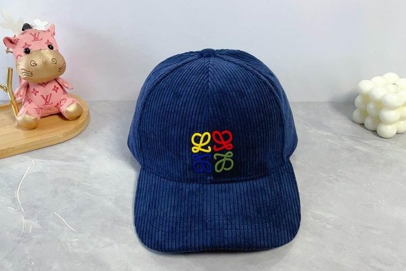 Replica Loewe cap dx15