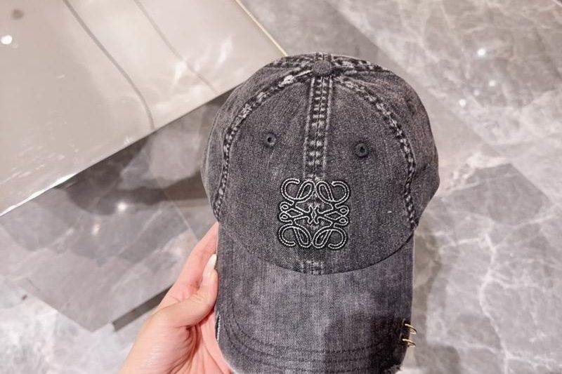 Replica Loewe cap 072201