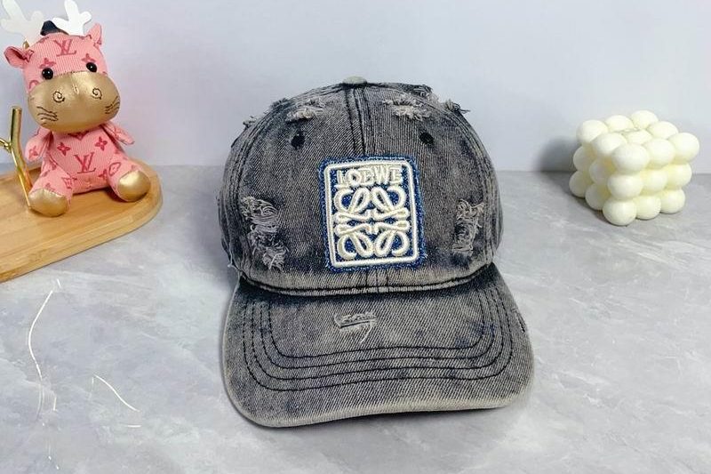 Replica Loewe cap dx12