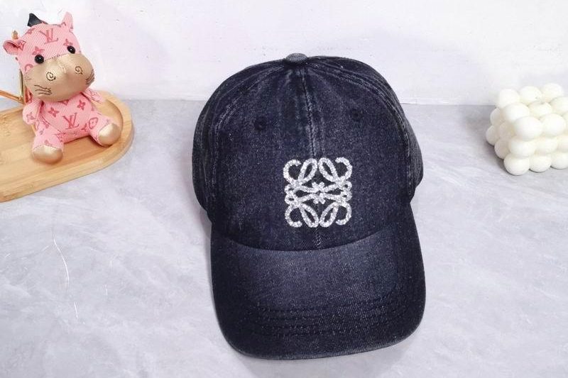 Replica Loewe Cap dx07