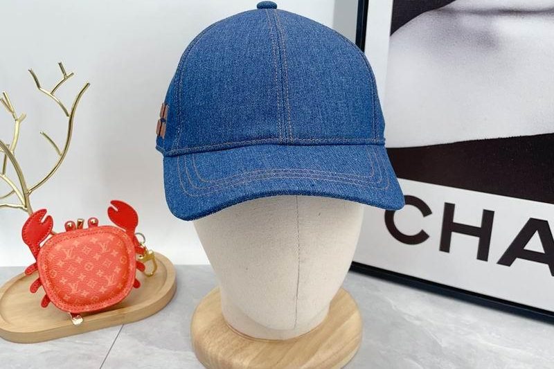 Replica Miumiu cap dx04
