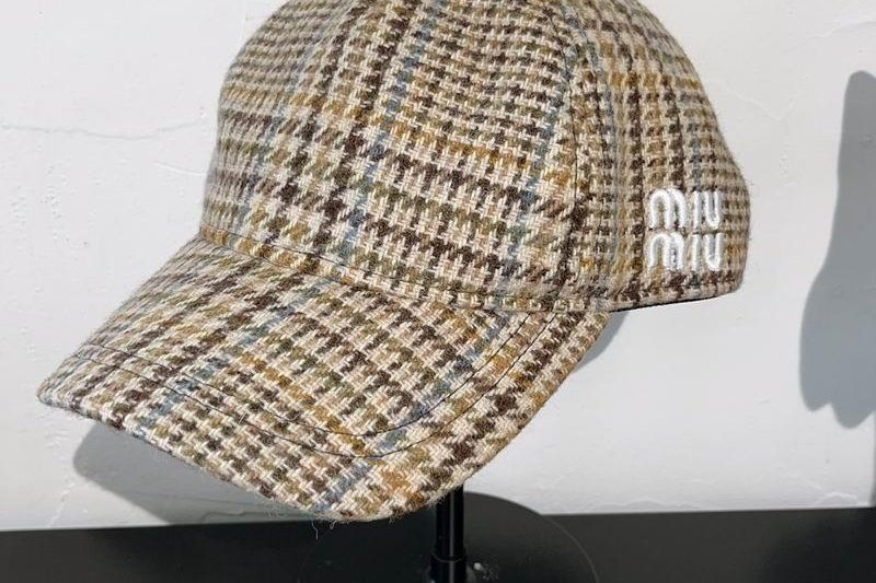 Replica Miumiu cap dx94