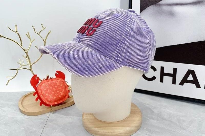 Replica Miumiu cap dx92
