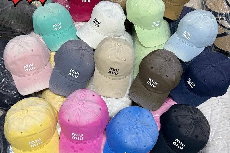Replica Miumiu Cap dx39