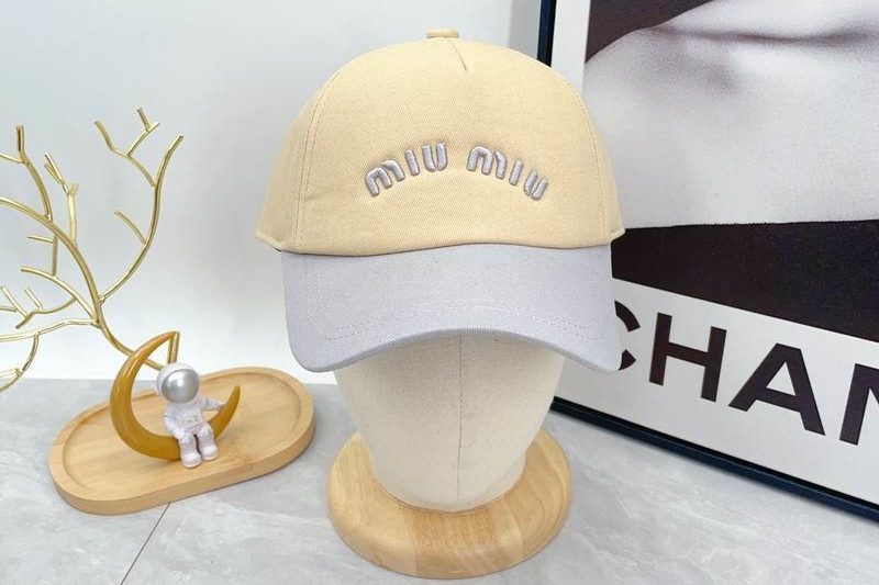 Replica Miumiu Cap dx33