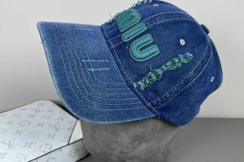 Replica Miumiu cap dx15