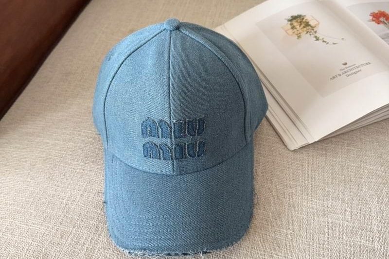 Replica Miumiu cap dx13