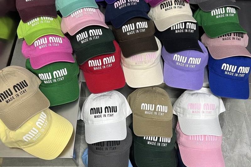 Replica Miumiu cap dx08