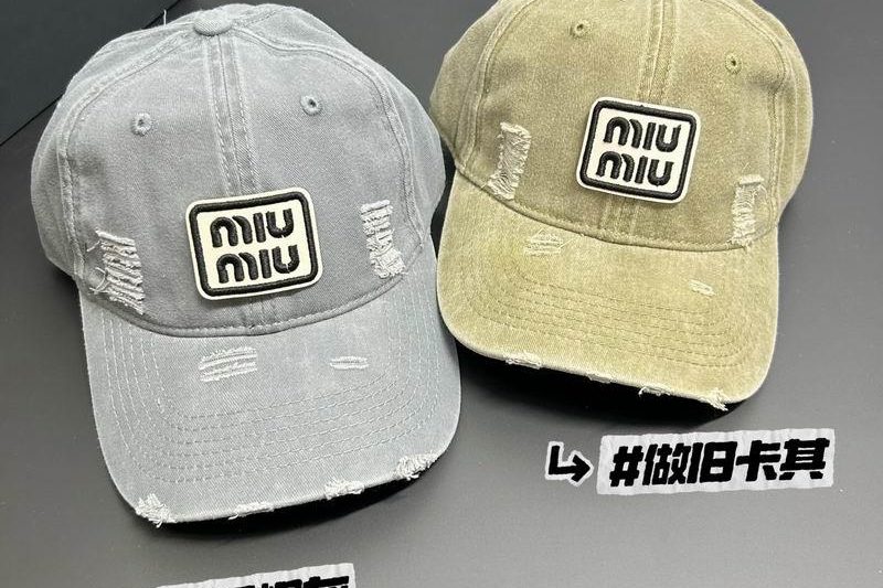 Replica Miumiu cap dx03