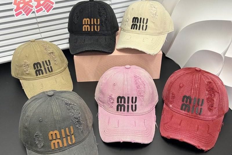 Replica Miumiu cap dx02